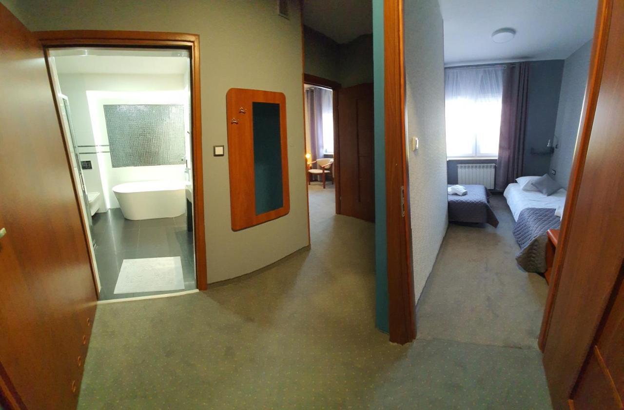 Hotel Bursztynowy Jozefow na Wisla Eksteriør bilde